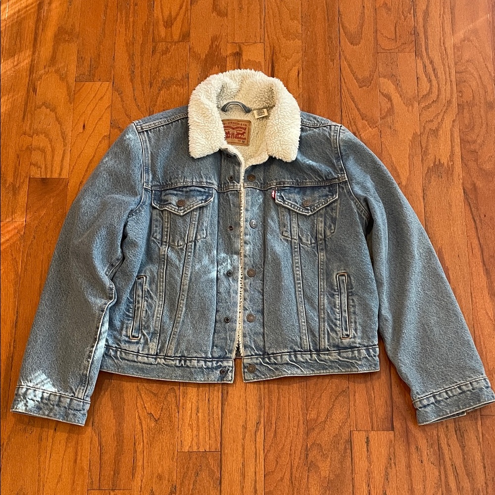 Levi's Light Blue Denim Jacket with Sherpa Collar